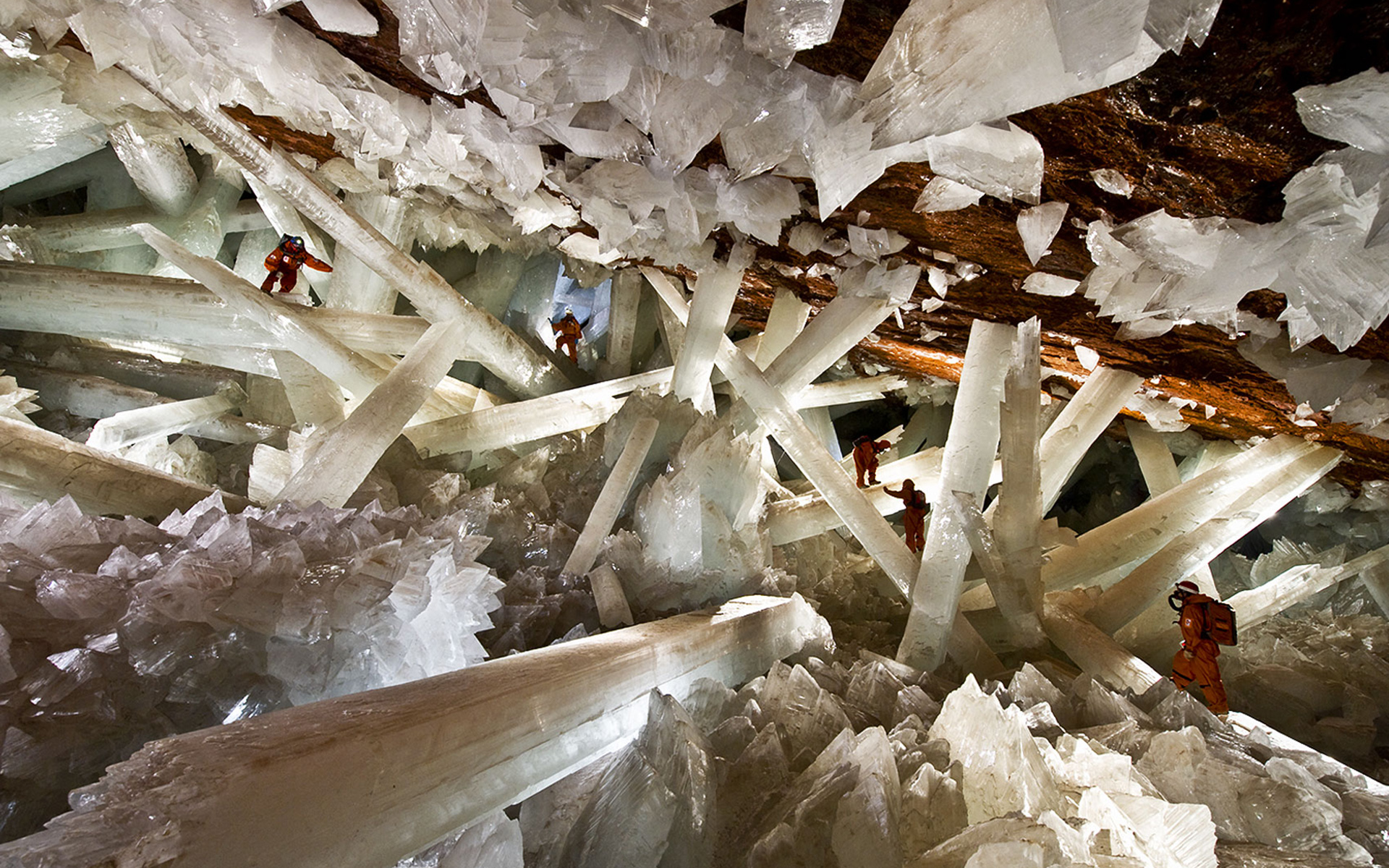 The Cave of giant crystals in Mexico